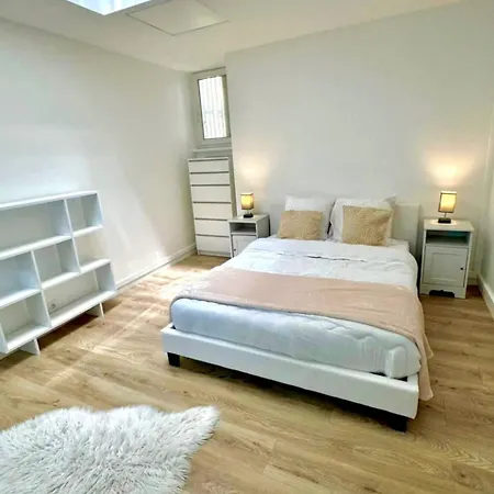 Parisian Spacious 70m2 Flat Near Eiffel Tower Parigi
